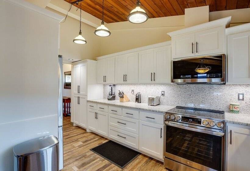 Birch Bay Vacation Home, Close To Beachfront Parks