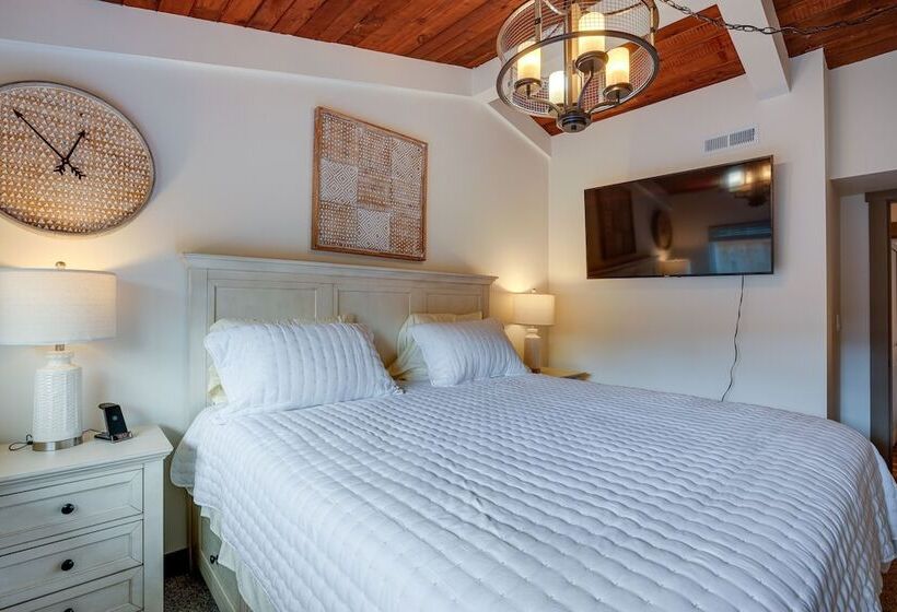 Birch Bay Vacation Home, Close To Beachfront Parks