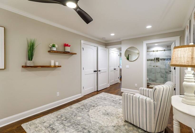 Blythewood Modern Cottage Retreat: Deck & Grill!