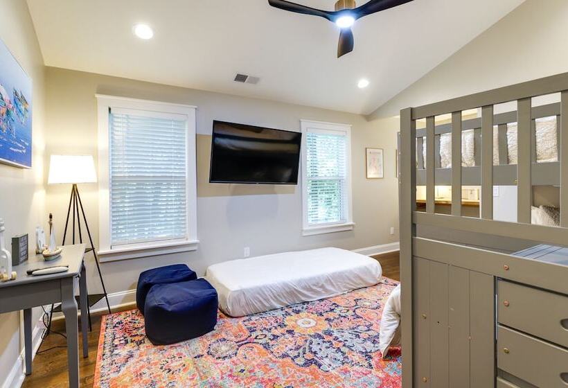 Blythewood Modern Cottage Retreat: Deck & Grill!