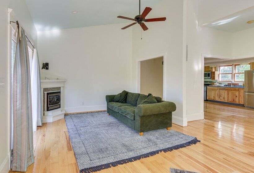 Bright Bluemont Home W/ On Site Pond & Mtn Views!