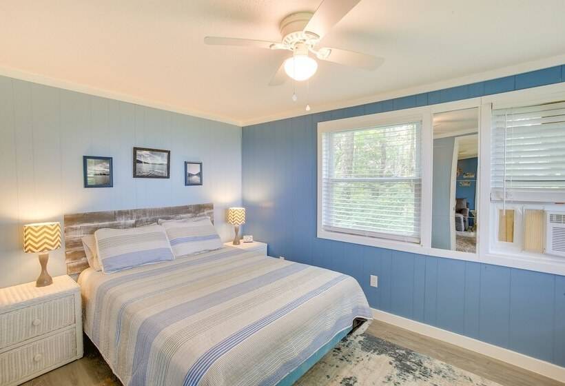 Bright Byrdstown Home W/ Views Of Dale Hollow Lake