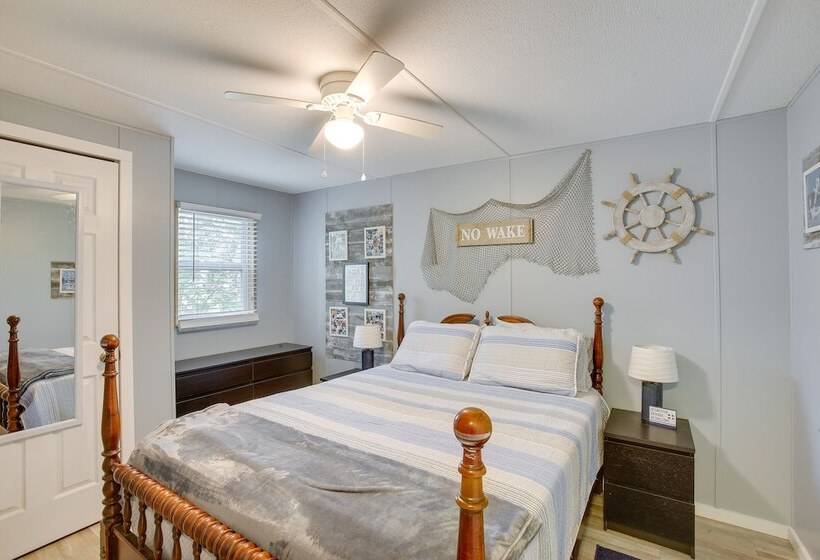 Bright Byrdstown Home W/ Views Of Dale Hollow Lake