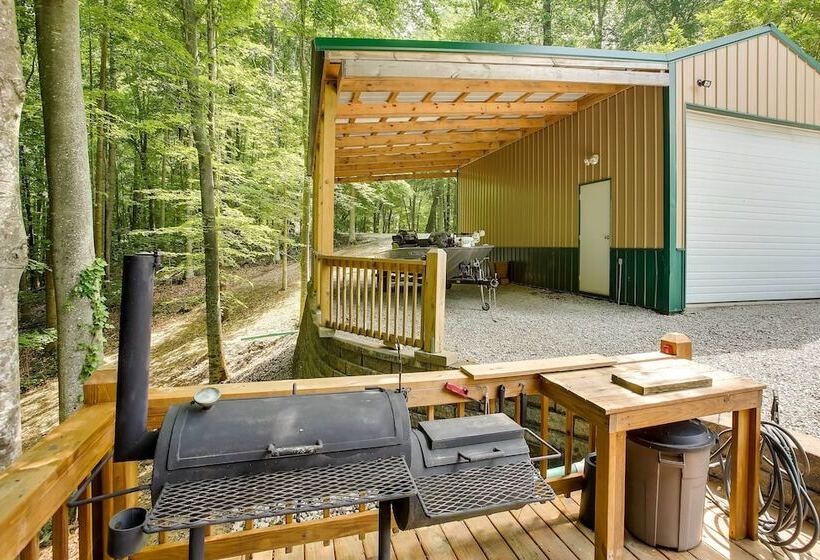 Byrdstown Cabin   W/ Fire Pit, Near Marina & Lake!