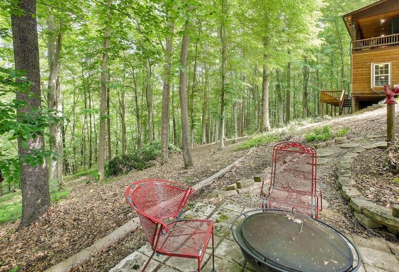 Byrdstown Cabin   W/ Fire Pit, Near Marina & Lake!
