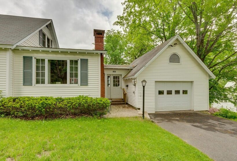 Cape House In Farmington W/ Shared Outdoor Pool!