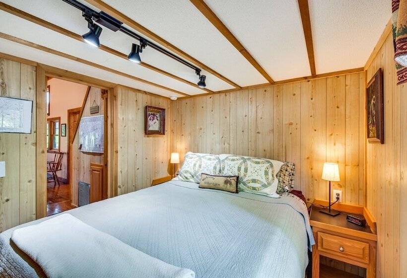 Cashiers Cabin W/ Stunning Views Near Waterfalls!