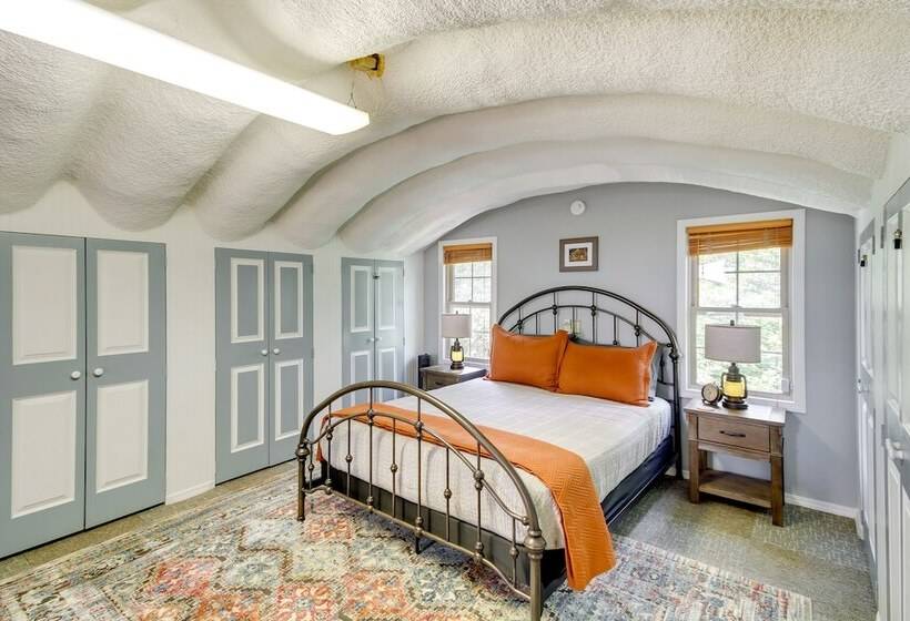 Charming Bay St Louis Home: Deck, On Canal!