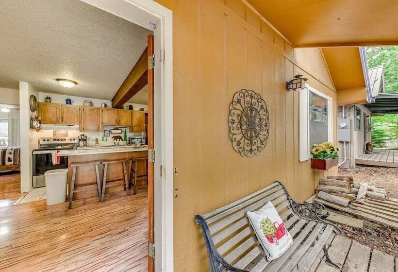 Cloudcroft Retreat W/ Hot Tub, Grill, & Deck!