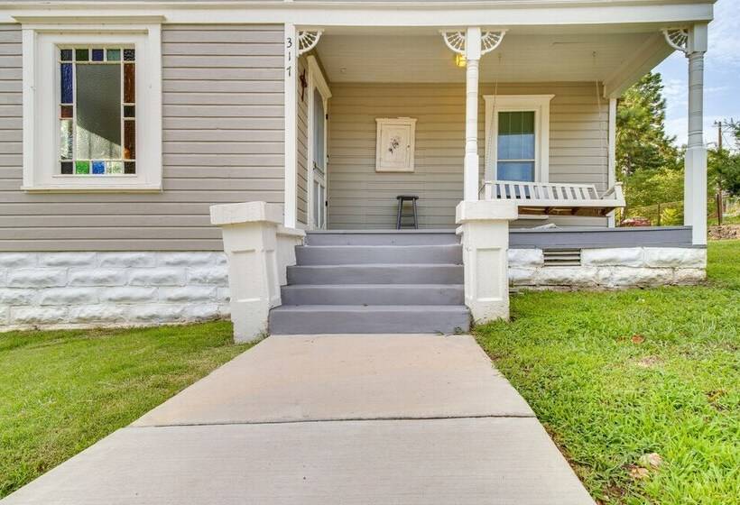 Charming Cotter Vacation Rental, Walk To River!