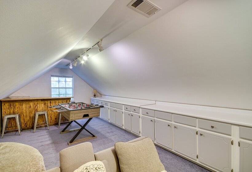 Charming Diamondhead Home W/ Private Yard!