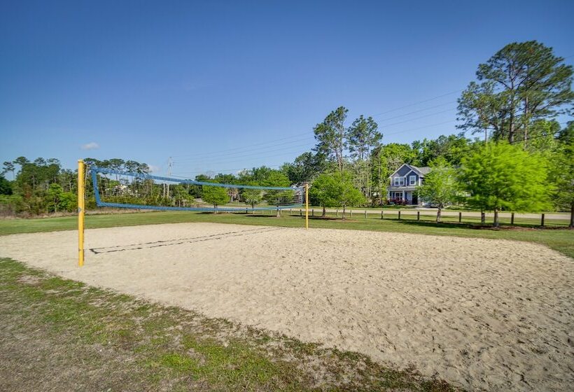 Charming Diamondhead Home W/ Private Yard!