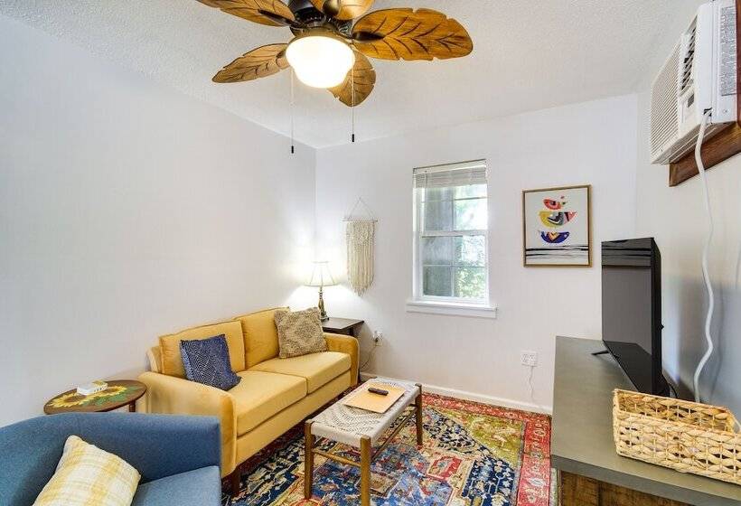 Charming Dtwn Retreat: 1 Mi To Ocean Springs Beach