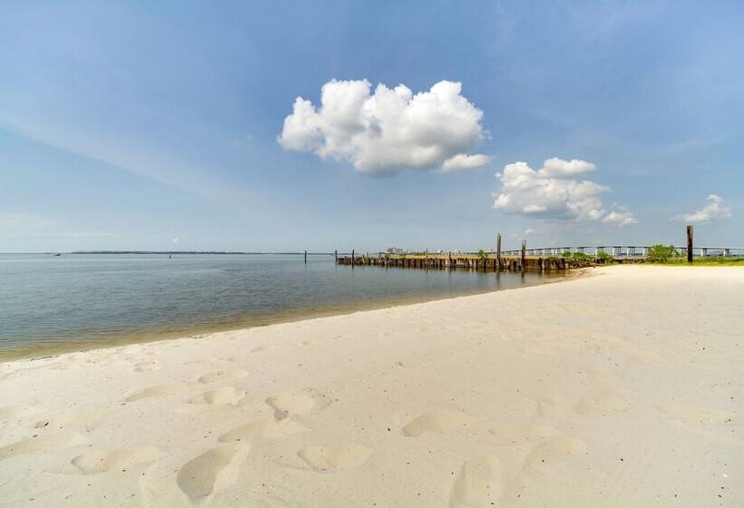 Charming Dtwn Retreat: 1 Mi To Ocean Springs Beach