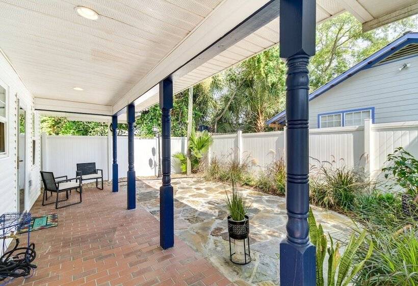 Charming Dtwn Retreat: 1 Mi To Ocean Springs Beach