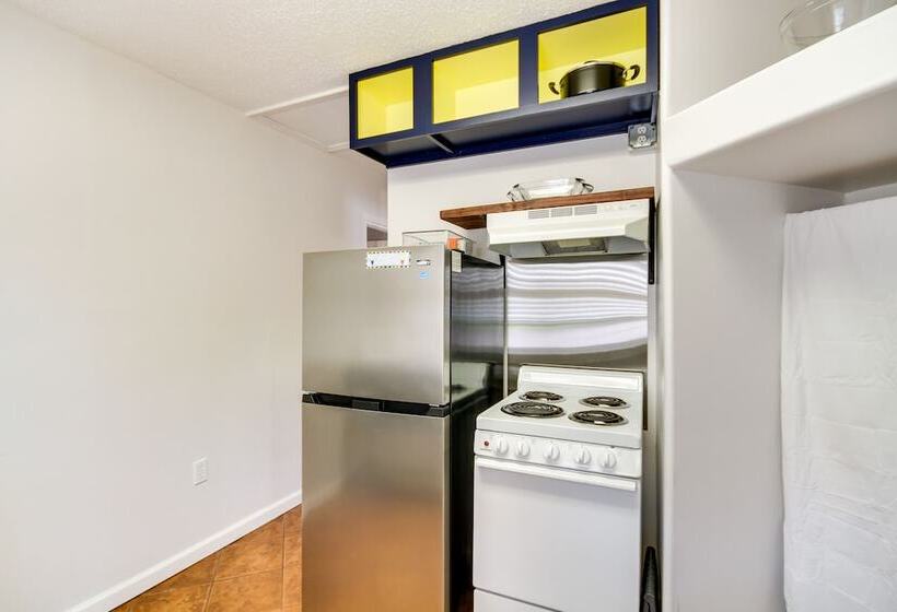 Charming Dtwn Retreat: 1 Mi To Ocean Springs Beach