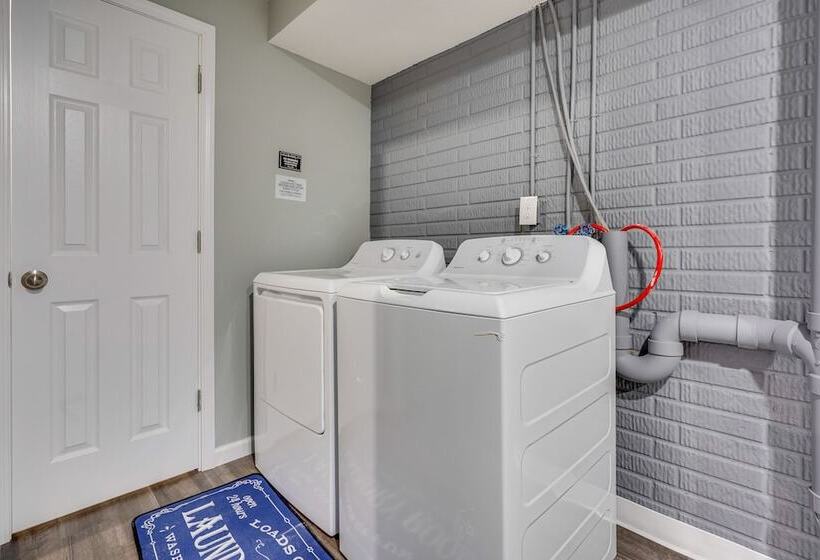 Outdoor Entertainment Areas: Family Ohio Getaway