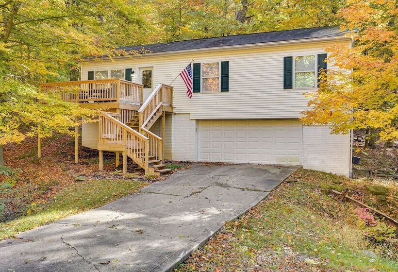 Outdoor Entertainment Areas: Family Ohio Getaway