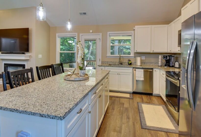 Charming Pendleton Retreat ~ 5 Mi To Clemson!