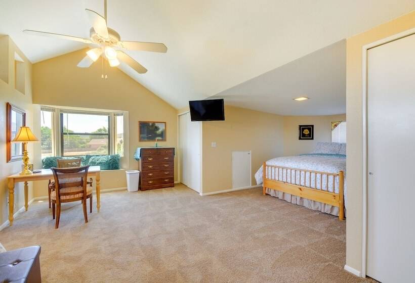 Prescott Home W/ Views   Pets Welcome!