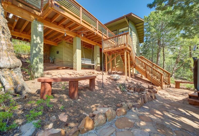 Hot Tub, Fire Pit & Deck: Chic Arizona Retreat