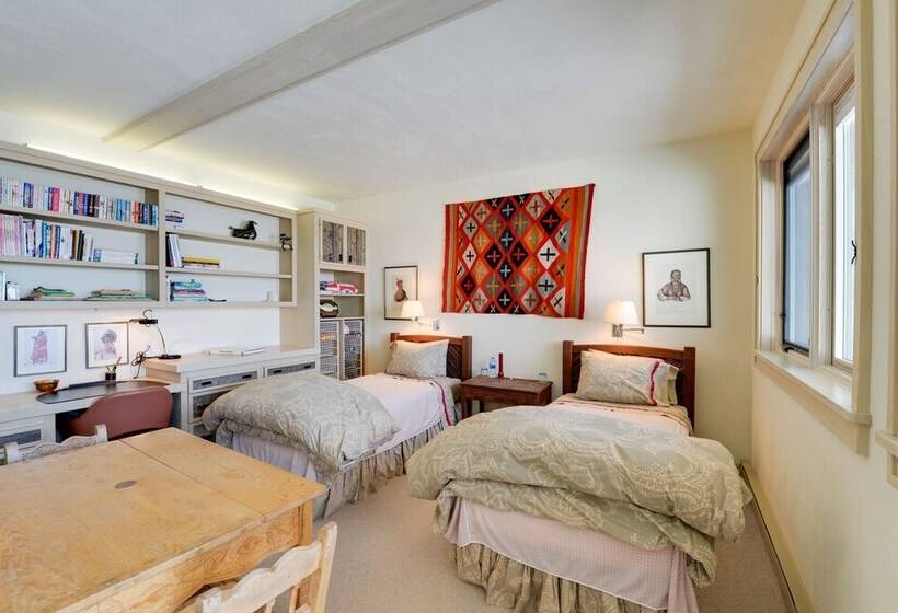 Cora Home W/ Mountain Views   Fishing On Site!