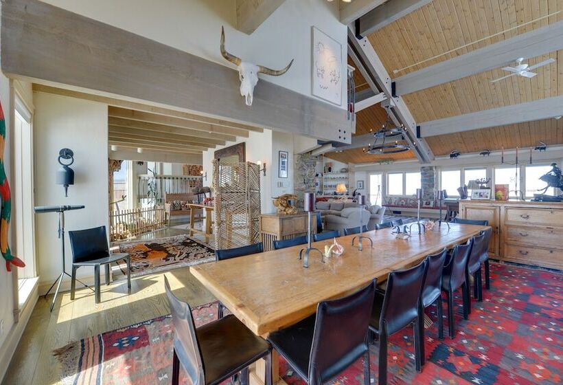 Cora Home W/ Mountain Views   Fishing On Site!