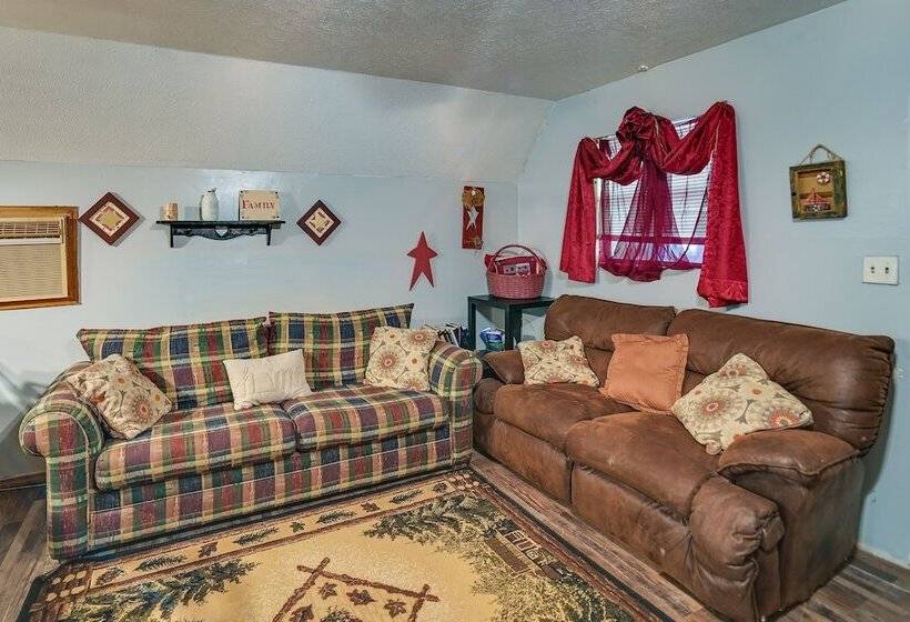 Cozy Country Cabin 4 Mi To Cave Run Lake!