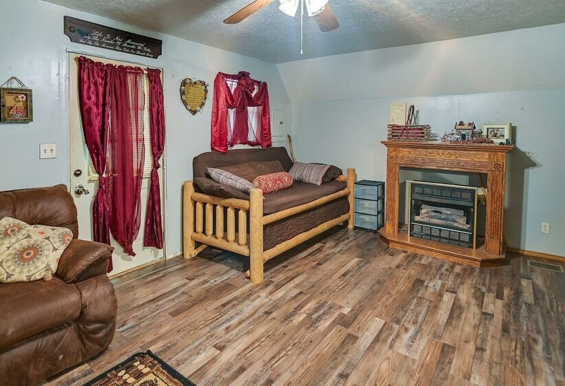 Cozy Country Cabin 4 Mi To Cave Run Lake!