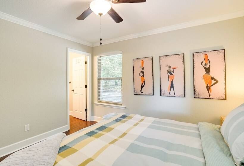 Cozy East Texas Retreat Near Lake O The Pines!