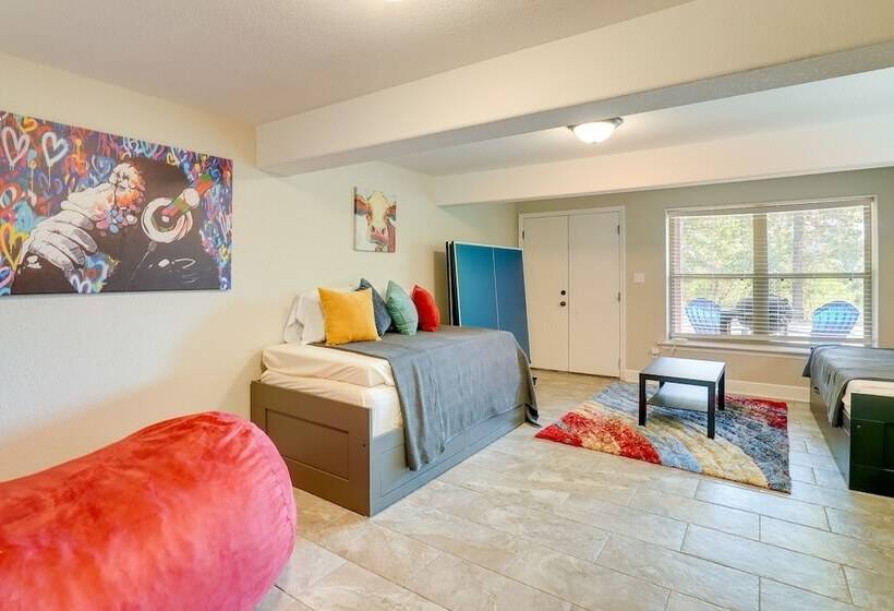 Cozy East Texas Retreat Near Lake O The Pines!