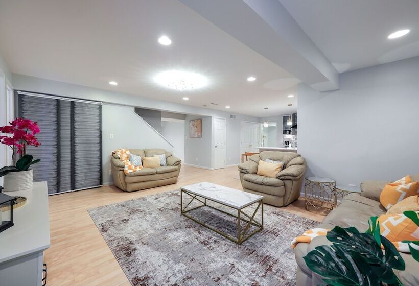 Cozy Herndon Home Near Wineries!