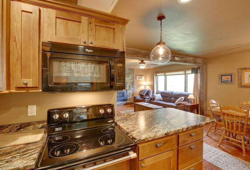 Cozy Lead Cabin W/ Deck < 1 Mi To Ski Slopes!