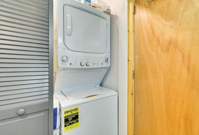 Cozy New York Abode   Porch, Near Fishing & Hiking