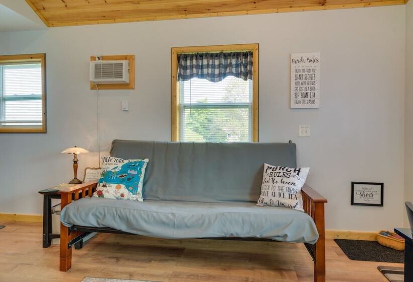 Cozy New York Abode   Porch, Near Fishing & Hiking