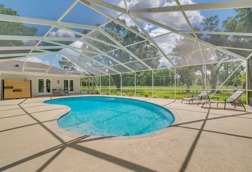Cozy Ocala Retreat W/ Pool, Screened Lanai!