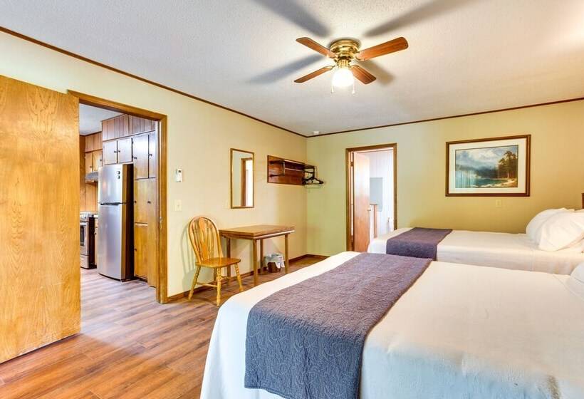 Cozy Oklahoma Retreat W/ Patio, Fire Pit & Grill!