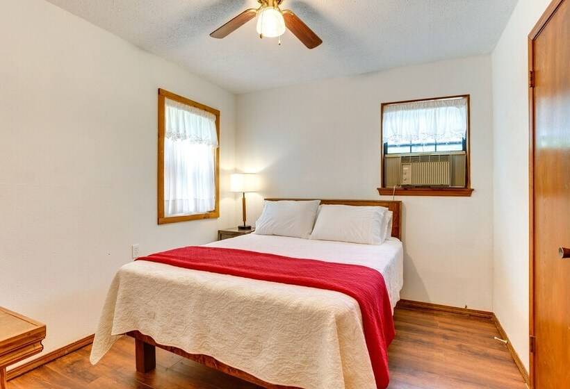 Cozy Oklahoma Retreat W/ Patio, Fire Pit & Grill!