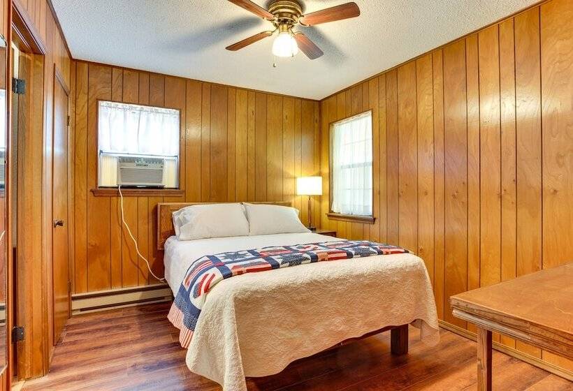 Cozy Oklahoma Retreat W/ Patio, Fire Pit & Grill!