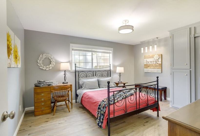 Cozy Shenandoah Home < 2 Mi To The Woodlands Mall!