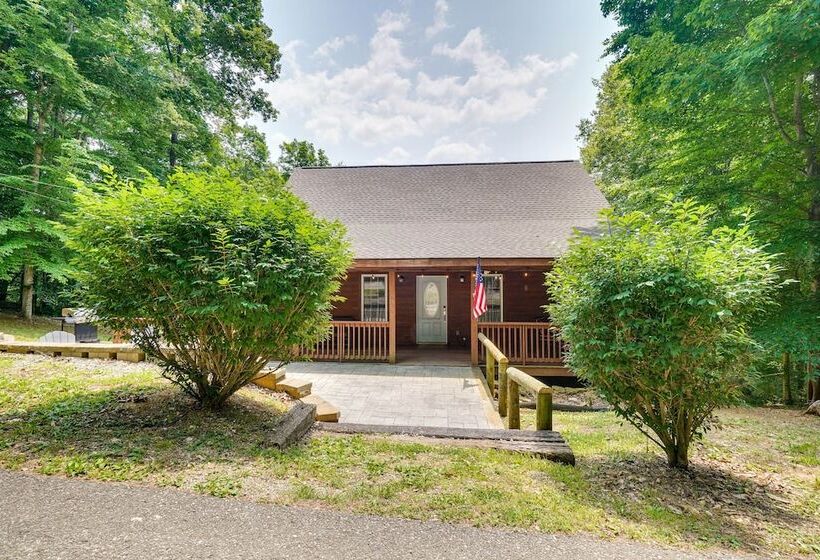 Cozy Tennessee Lake House W/ Grill & Fire Pit!