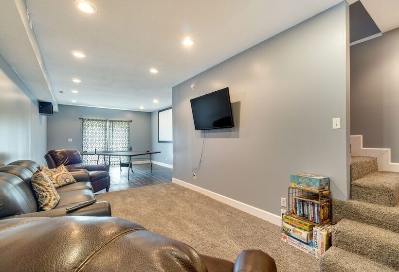 Cozy Tennessee Lake House W/ Grill & Fire Pit!