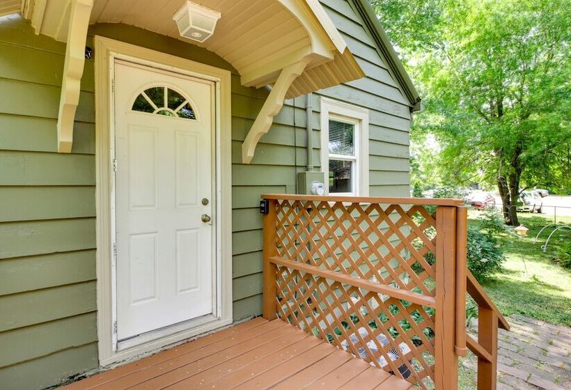 Serene Crosby Cottage: 3 Mi To Serpent Lake!