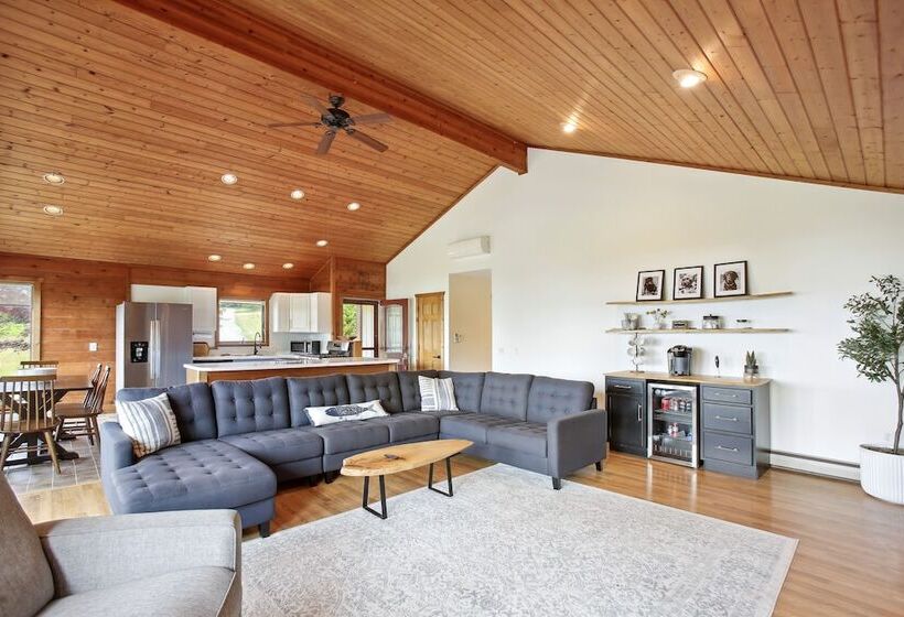 Crystal Lake Vacation Rental, 3 Mi To Betsie River