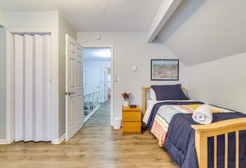 Delightful Tobyhanna Home With Game Room!