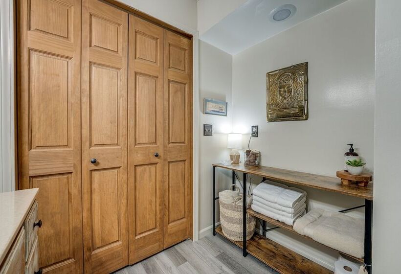 Delton Oasis Retreat W/ Lake Views & Deck!