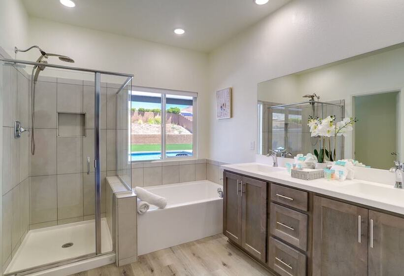 Desert Hot Springs Gem: Saltwater Pool & Mtn Views