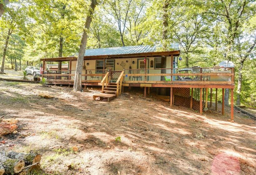 Dog Friendly Kingston Cabin W/ Wraparound Deck!