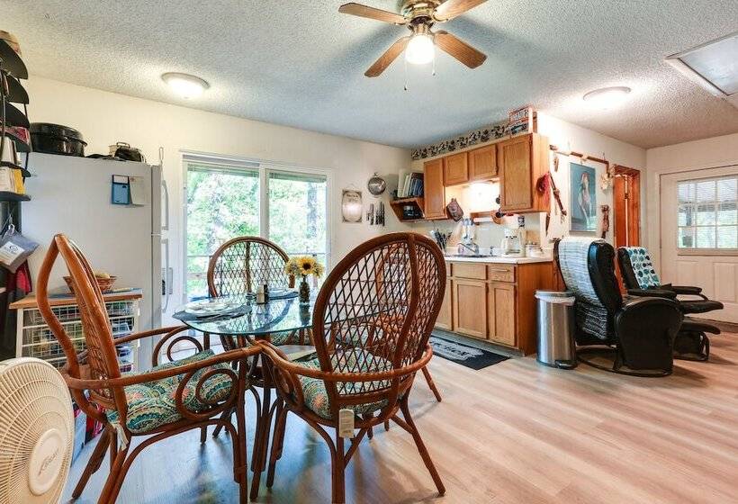 Dog Friendly Kingston Cabin W/ Wraparound Deck!