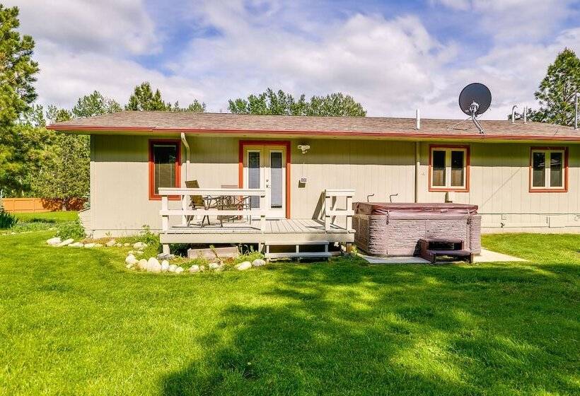 Dog Friendly Red Lodge Home W/ On Site Pond!